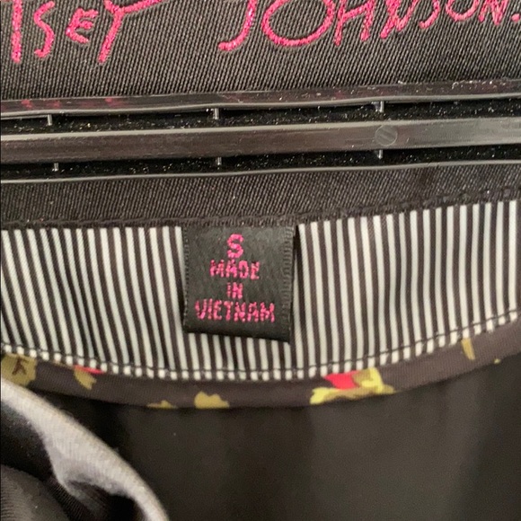 Betsey Johnson rain coat - Picture 5 of 7